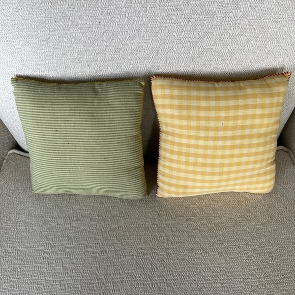 2 Piece Set - Small Inspirational Pillows - Picture 4 of 4